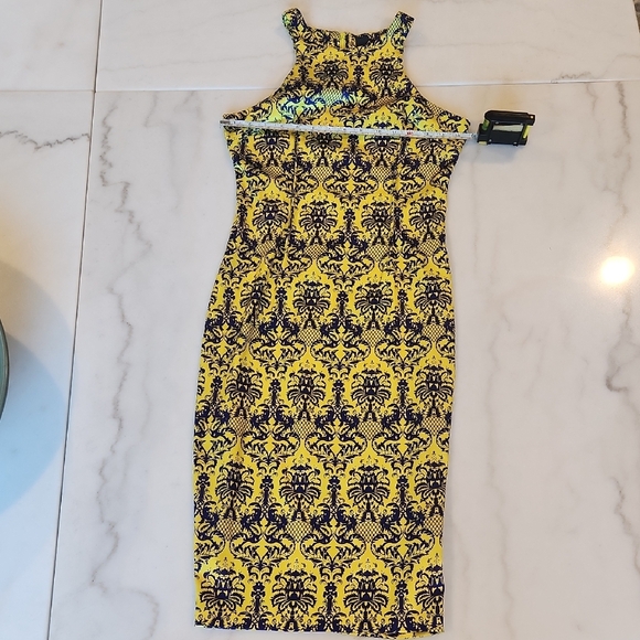 AX Paris Yellow and Black Damask Midi Dress - Picture 5 of 7
